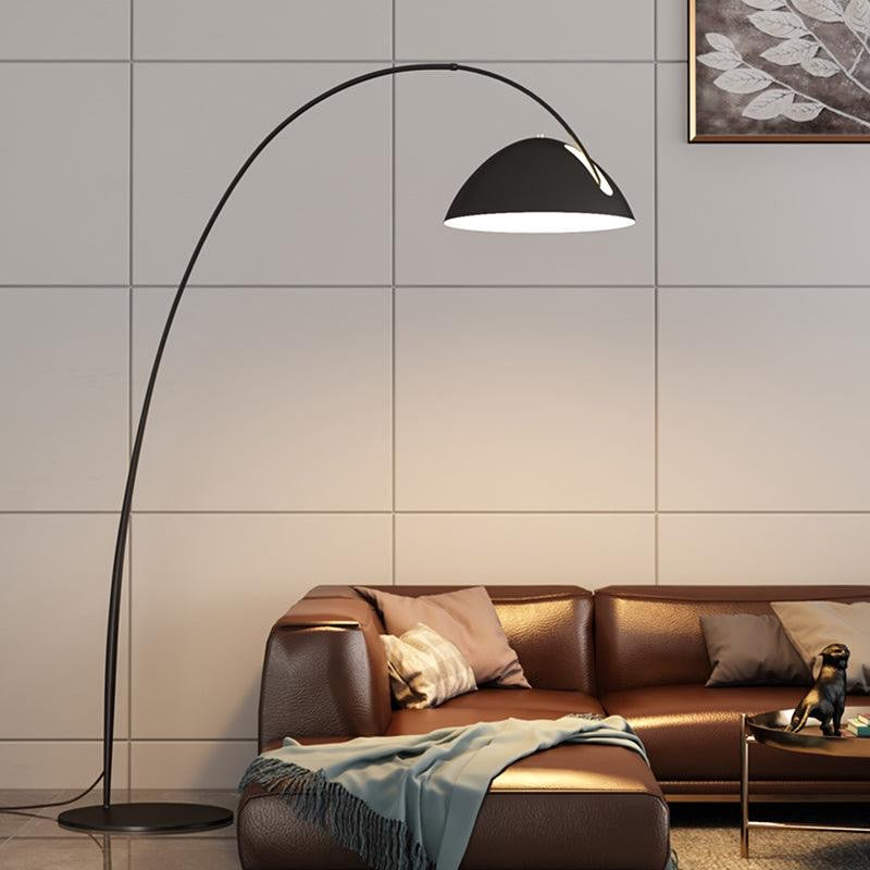 Ajaccio – Lampadaire de pêche design en métal et marbre avec abat-jour orienté