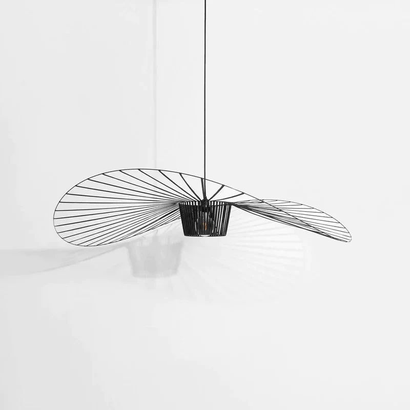Sicile – Lampe suspendue scandinave en métal noir et abat-jour en paille tressée