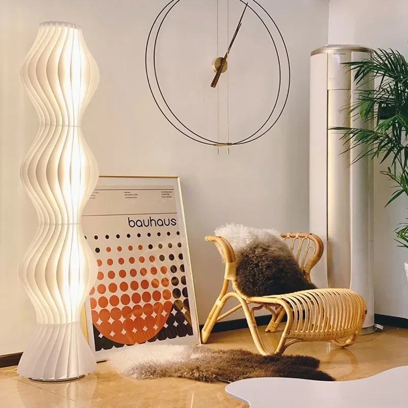 Tunis – Lampadaire design épuré en acrylique blanc style moderne