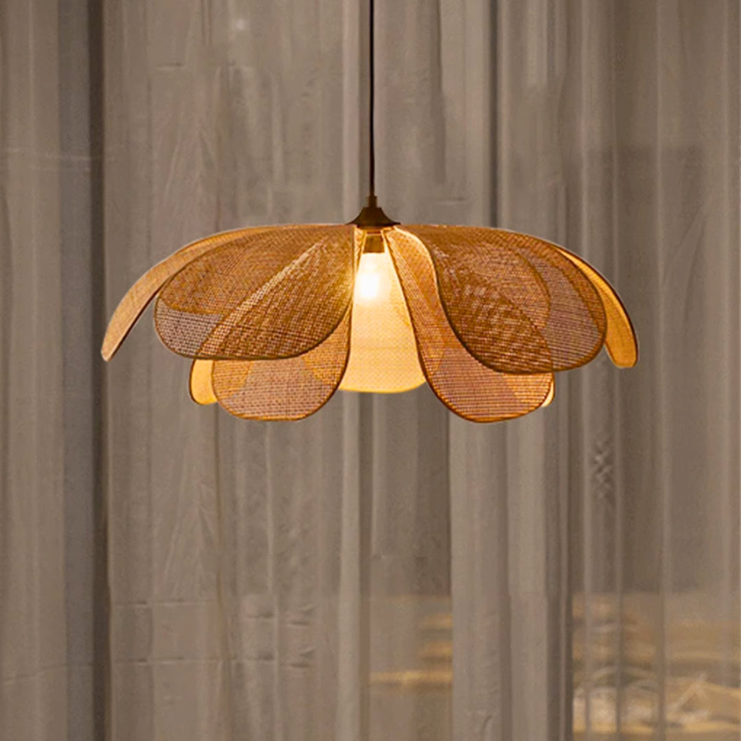 Cannes – Lampe suspendue fleur en rotin tressé style bohème