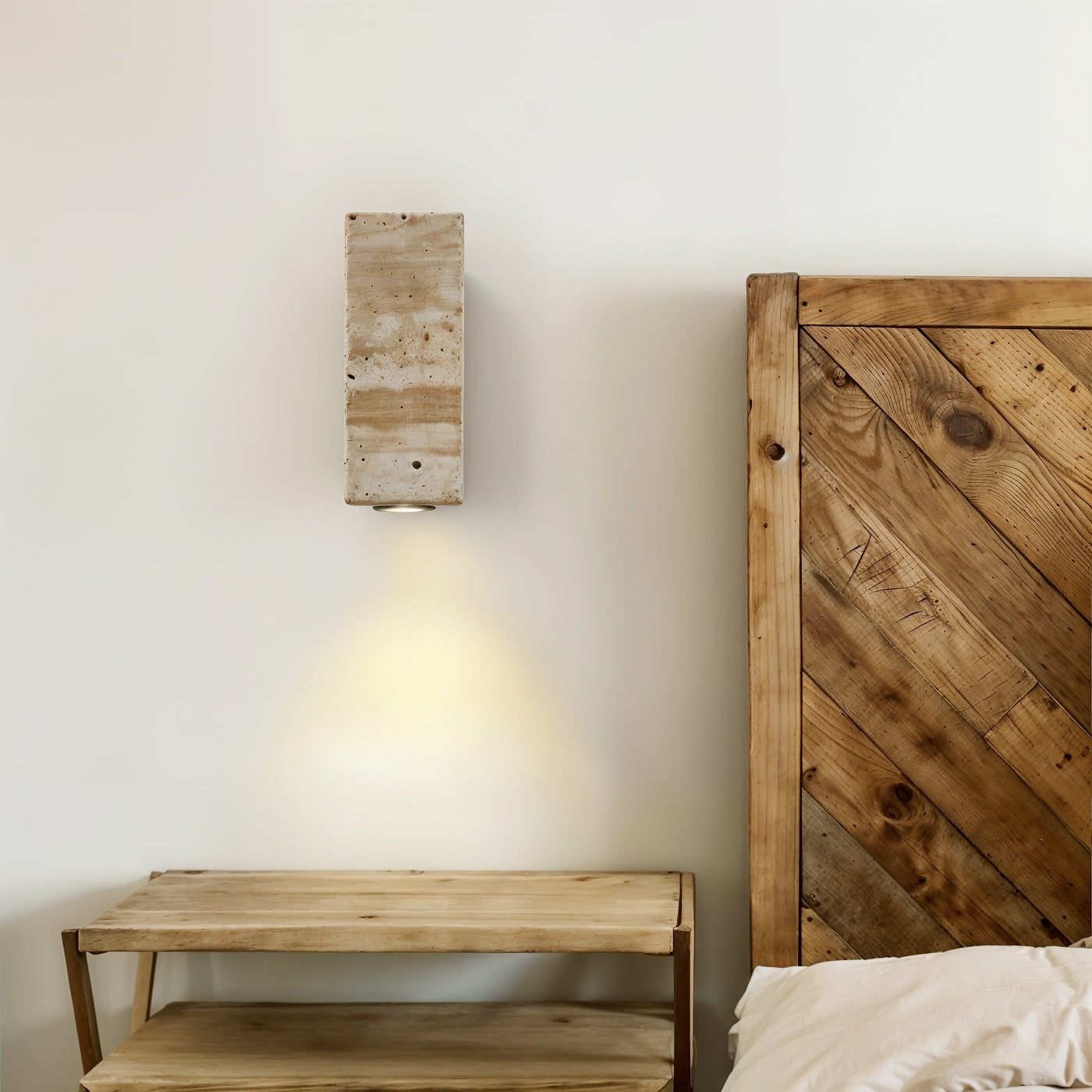 Malaga – Applique murale en pierre et bois inspiration contemporaine