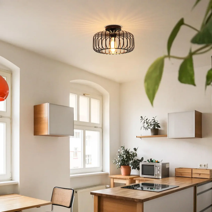 Barcelone – Plafonnier rétro industriel en fer